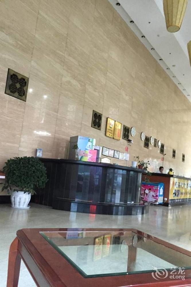 Weihai Times Business Hotel Exteriör bild